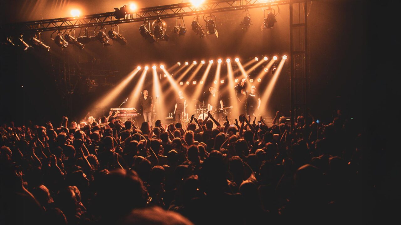 4 Weeks. 24 Acts. One Kulturzelt.