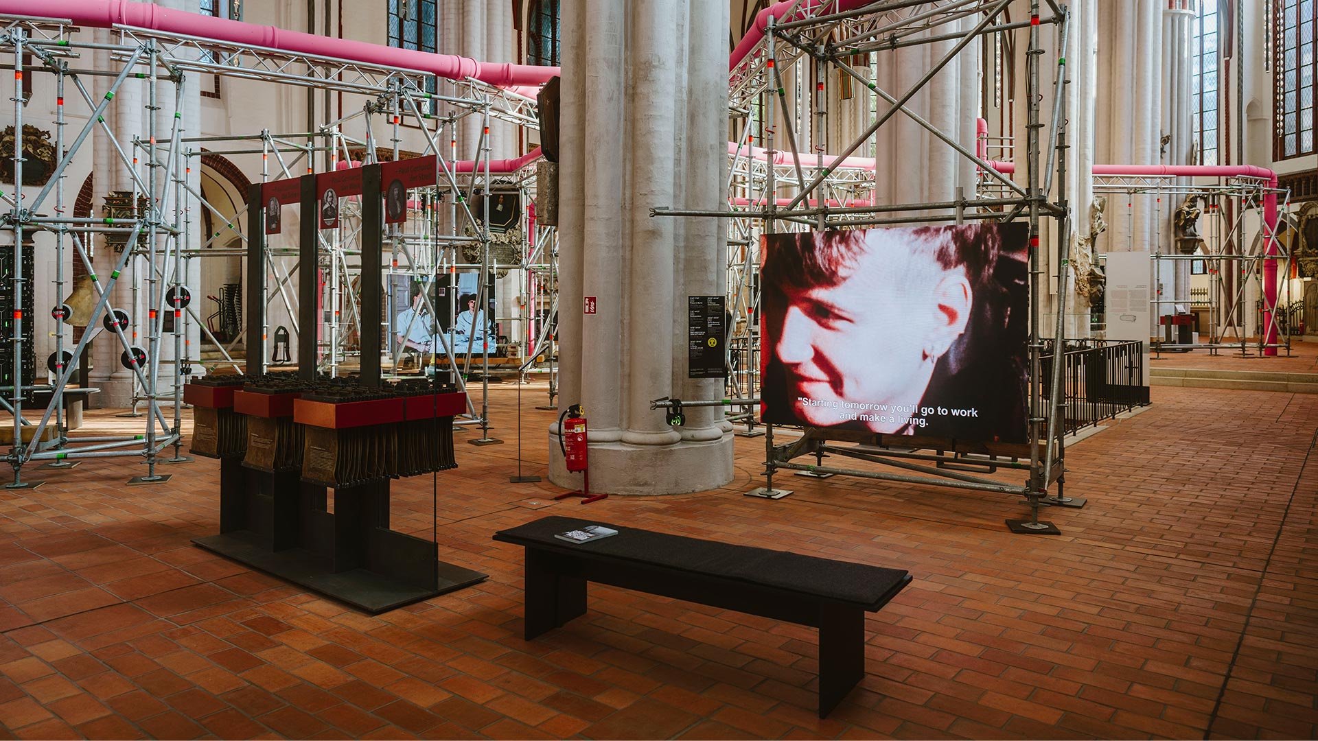 AMBION-Ausstellung-Nikolai-Kirche-02